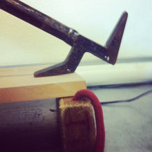 Load image into Gallery viewer, New York Roof Hook